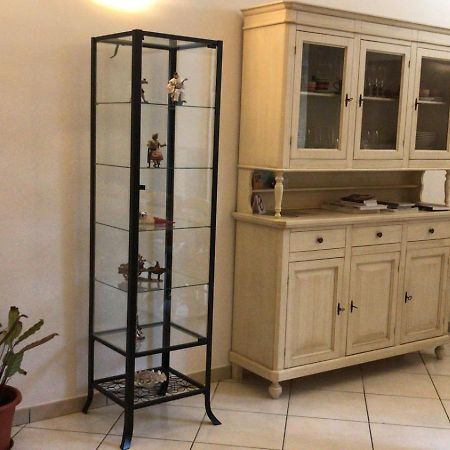 Italia Apartment Napoli Esterno foto